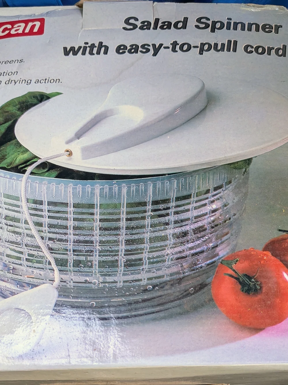 White Salad Spinner with Easy-Pull Cord by